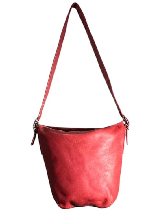 Coach Handbags - Vintage Y2K Coach Soho Legacy 9186 Red Glove Tanned Leather Bucket Shoulder Bag